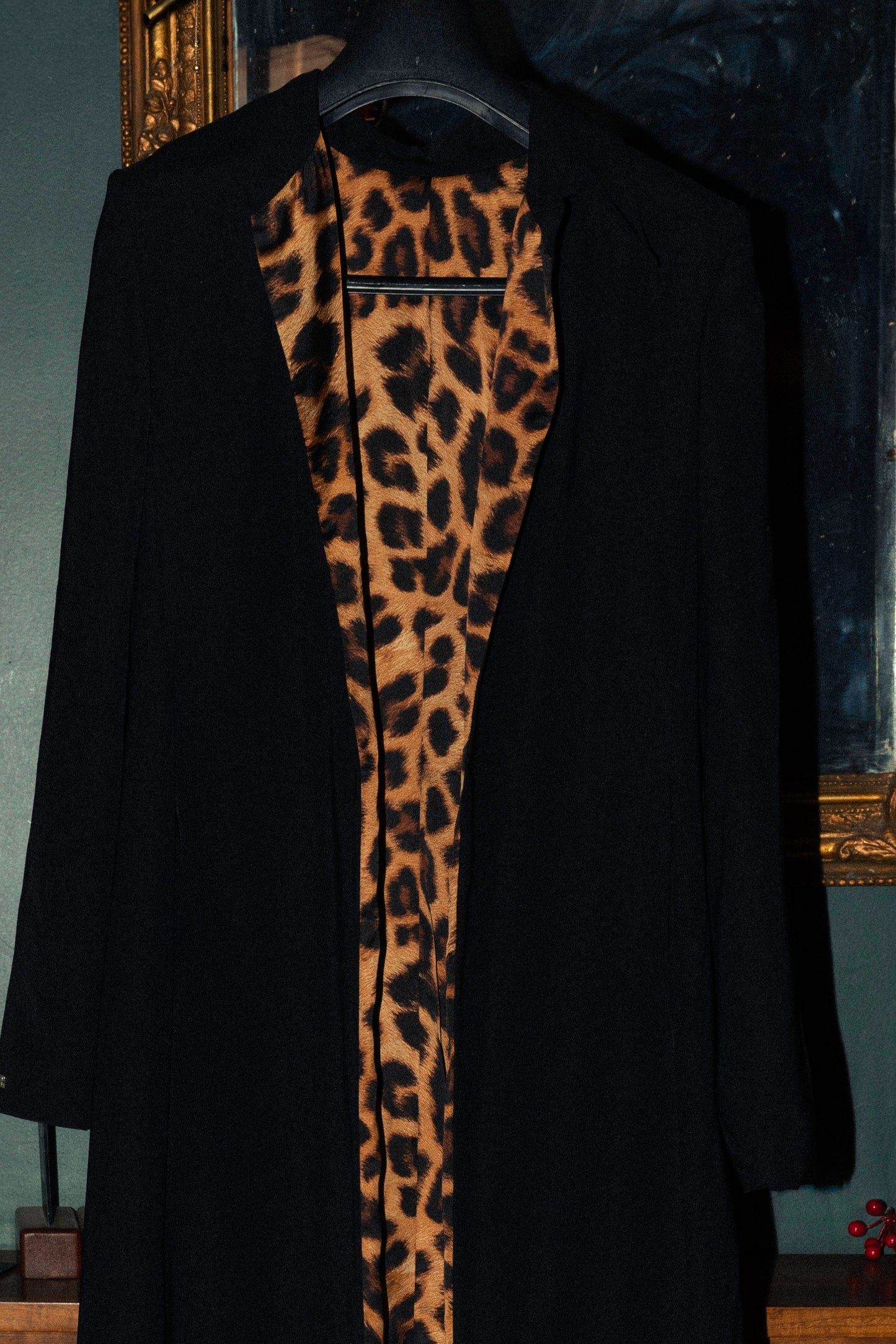 THE LÉOPARD COAT