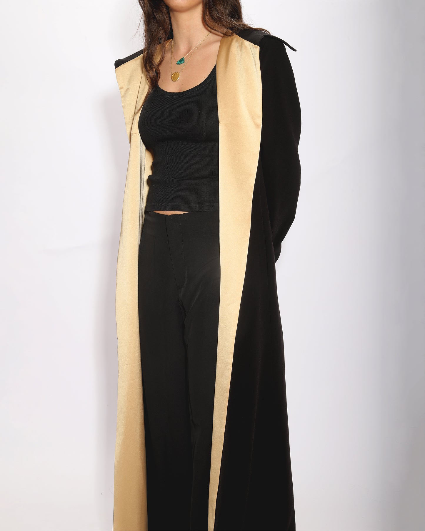 THE ONYX COAT