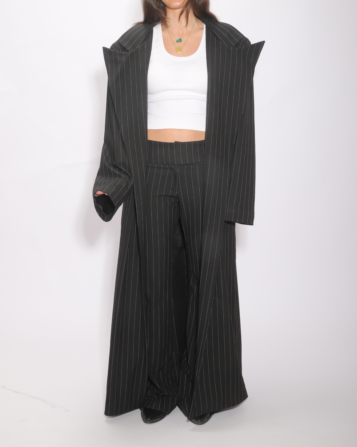 THE BLACK STRIPPED COAT